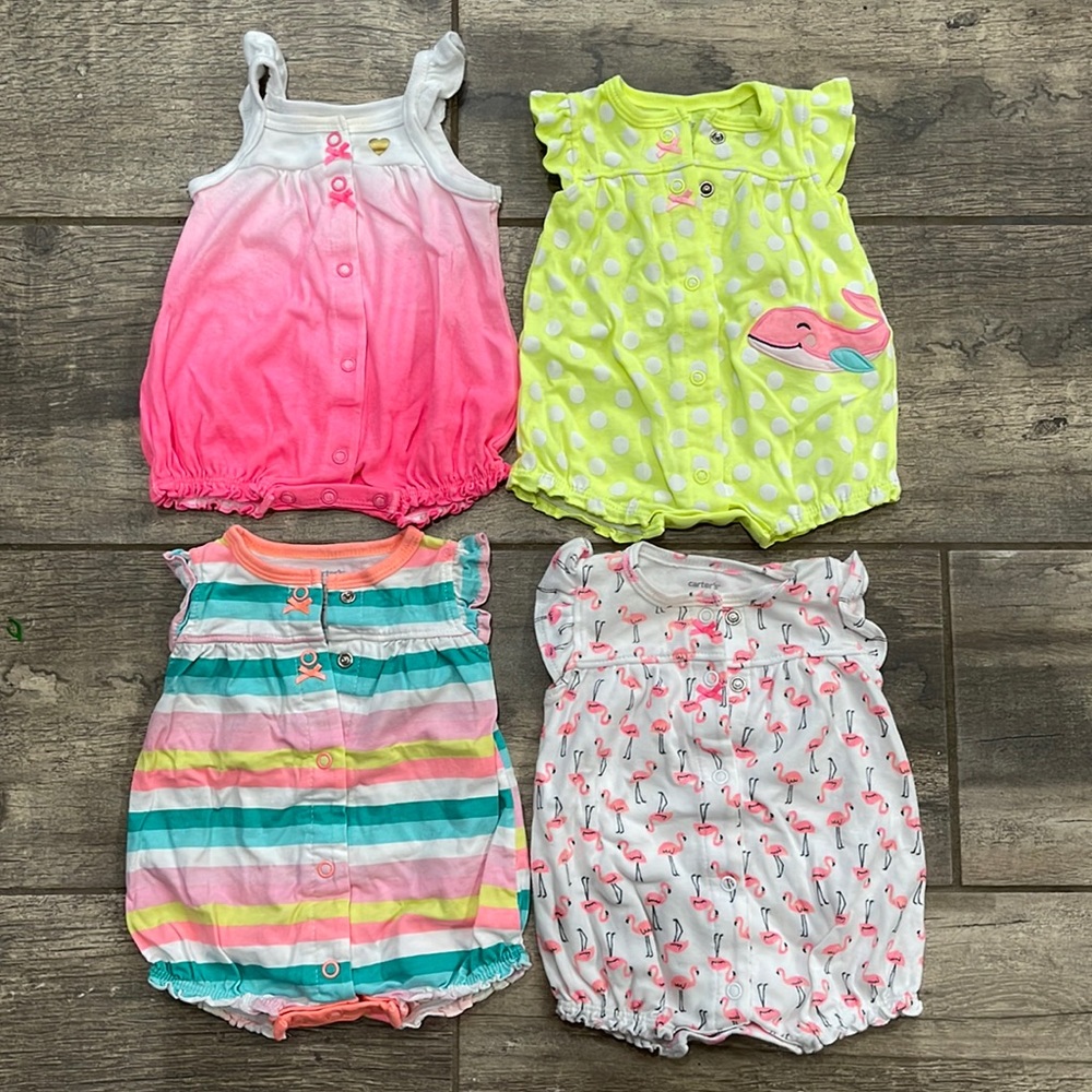 Set of 4 baby newborn romper 1 pieces